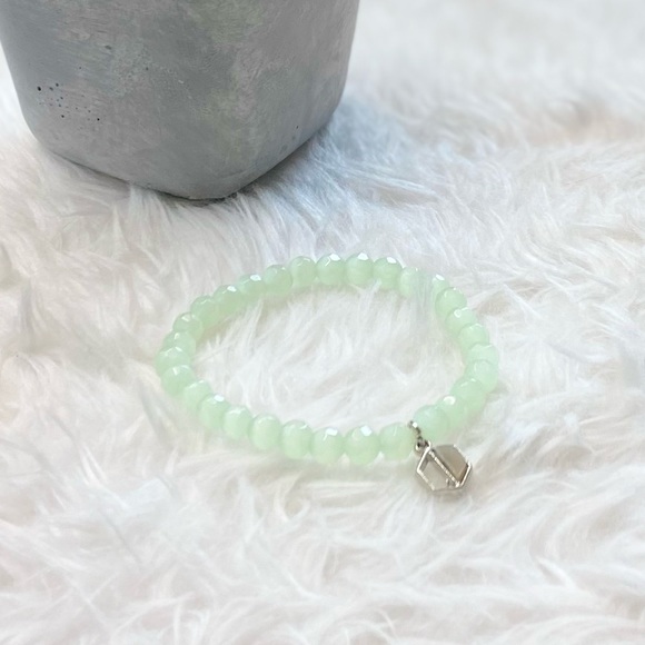 Aventurine Energy Bracelet-faceted - Picture 3 of 7